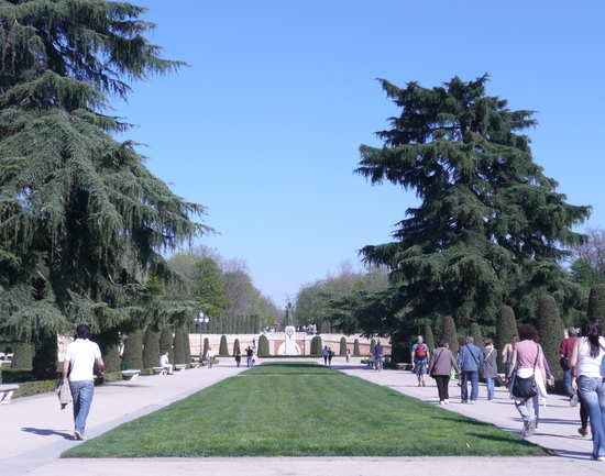 Retiro - What To Know BEFORE You Go