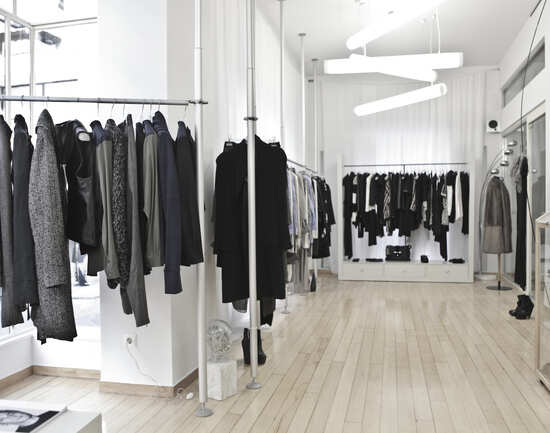 Yeshop In House