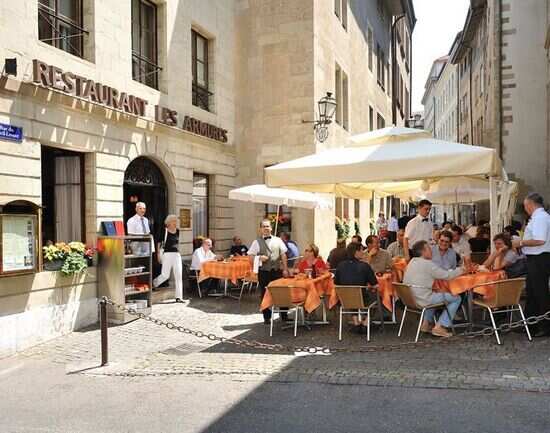 Les Armures in Geneva