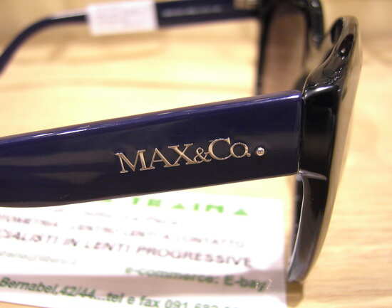 MAX&Co