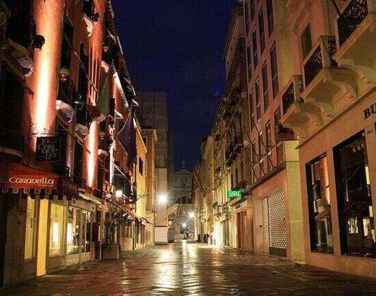 Calle Larga XXII Marzo