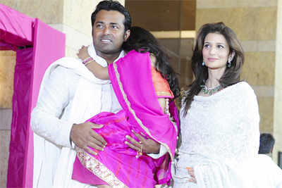 Leander Paes alleges death threat to him, daughter