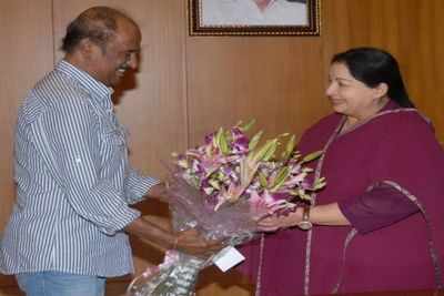 Rajinikanth gives Jayalalithaa a warm welcome