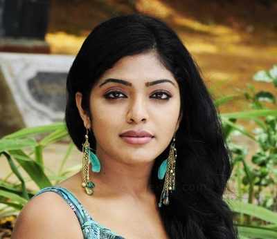 I would have become a travel blogger, if not an artiste: Rima Kallingal
