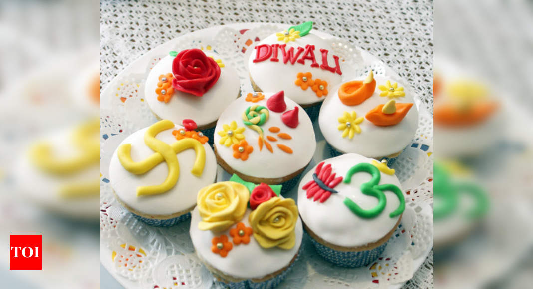 Happy Diwali from @flavoursguru family ♥️. #diwali #customcake #diwalicake  #diwalicakedesign #flavoursguru | Instagram