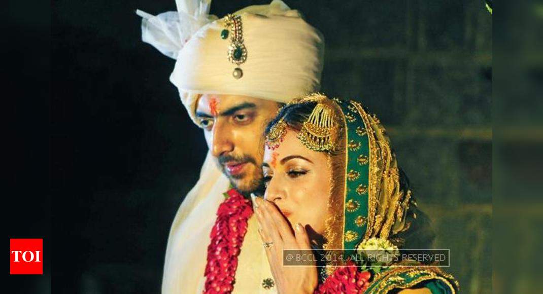 Dia Mirza Ties The Knot With Sahil Sangha At A Chattarpur Farmhouse In Delhi Events Movie News