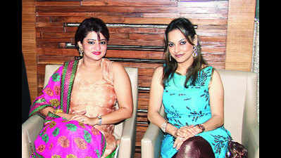 Restaurateur Vicky Tejwani hosted a lavish party at Levo Lounge in Mumbai