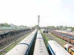 2 bogies of Amravati Express derail near Kalyan