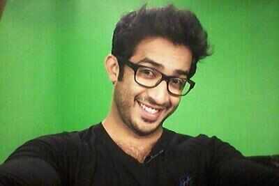 Ravi wins Best Anchor award - Times of India Ravi wins Best Anchor award - Times of India