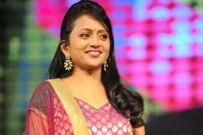 I still get nervous before a show: Suma - Times of India