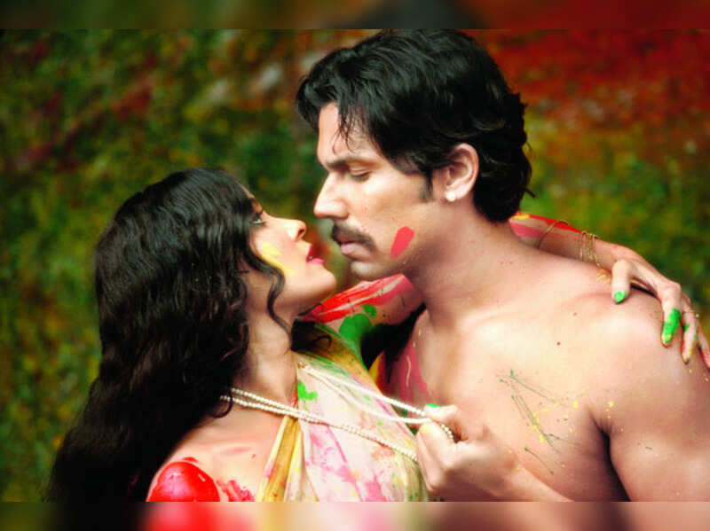 Kerala court stays release of Rang Rasiya Hindi Movie News image image