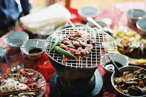 Eating Saigon