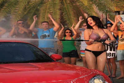 SC officer off force after taking car to bikini car wash with