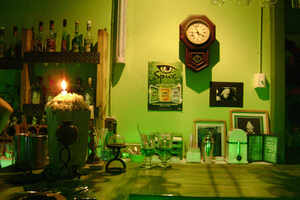 Bar Absenta