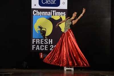 Bhavna Subramaniam enthrals the audience with her moves at the national final of Clean & Clear Fresh Face 2014