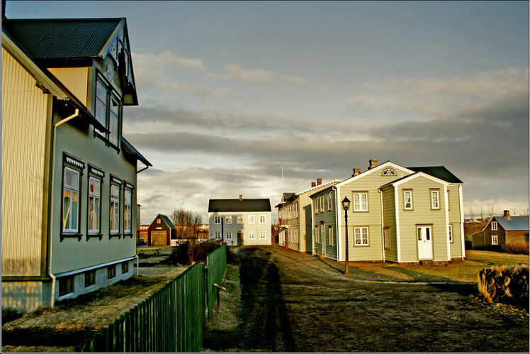 Reykjav&iacute;k 871&plusmn;2 and &Aacute;rb&aelig;jarsafn