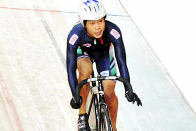Indian men and women sprint to gold at Track Asia Cup