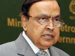 Murli Deora dies of cancer