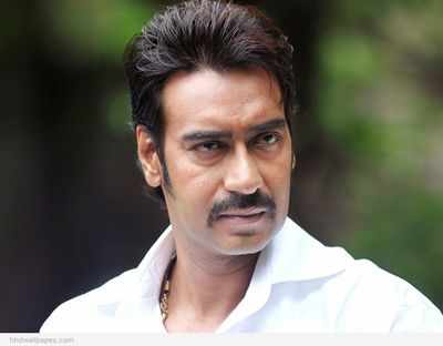 Ajay Devgan to reprise Mohanlal's role !
