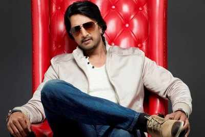 If I say my role is equal to Vijay's, it would be crap: Sudeep