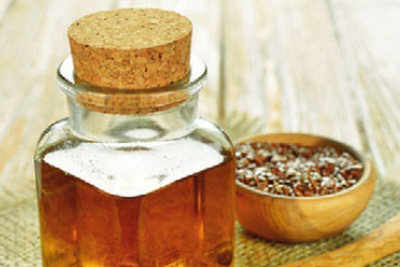 Get clear skin with flaxseed oil