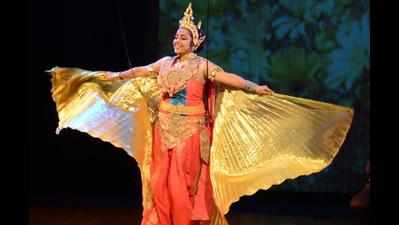 Suhasini performed at Antaram, a dance show by Namaargam at Music Academy in Chennai