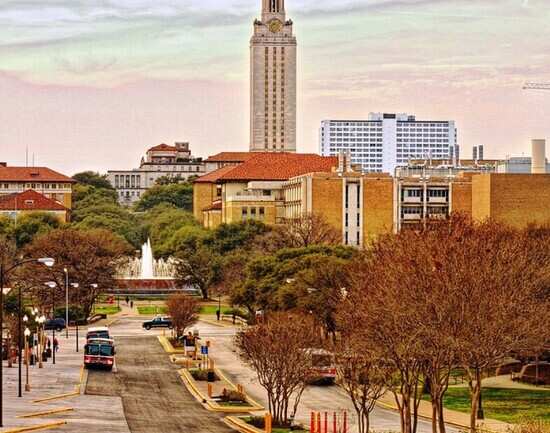 Austin hotels in the mid-range budget