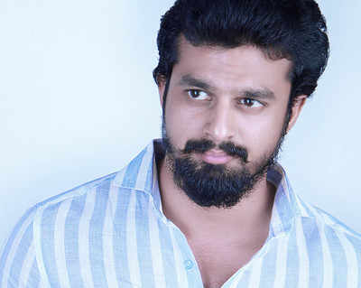 Actor Siddique’s son debuts in Pathemari, as Mammootty’s son!