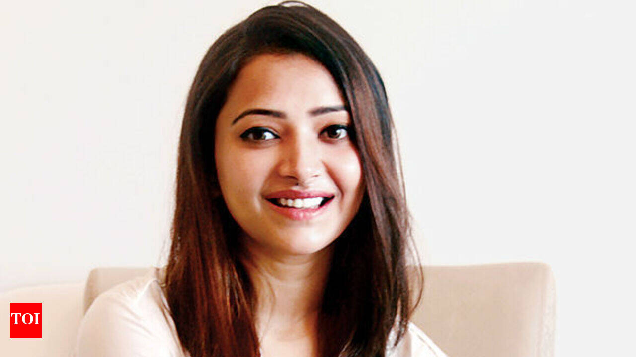 Shweta Basu Prasad acquitted of prostitution charges - Times of India