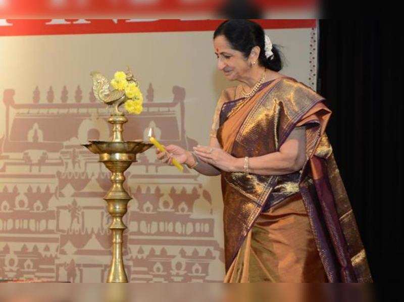 Aruna Sairam Lit The Ceremonial Lamp To Inaugurate The Times Thyagaraja 