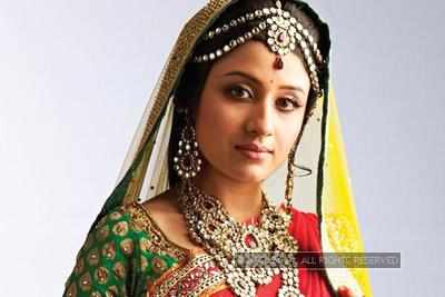 Paridhi Sharma: Off screen friendship is not important for onscreen chemistry