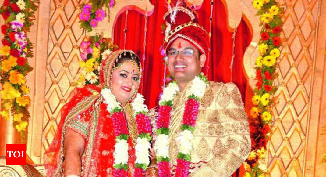 Dr Sneha ties the knot with Dr Pankaj in Lucknow Events Movie News