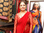 Insta-sari collection launch