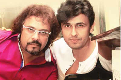 Sonu Nigam And Bickram Ghosh On The Music Room | Hindi Movie News ...