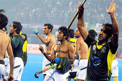 Champions Trophy: Pakistani players shame game with lewd gestures