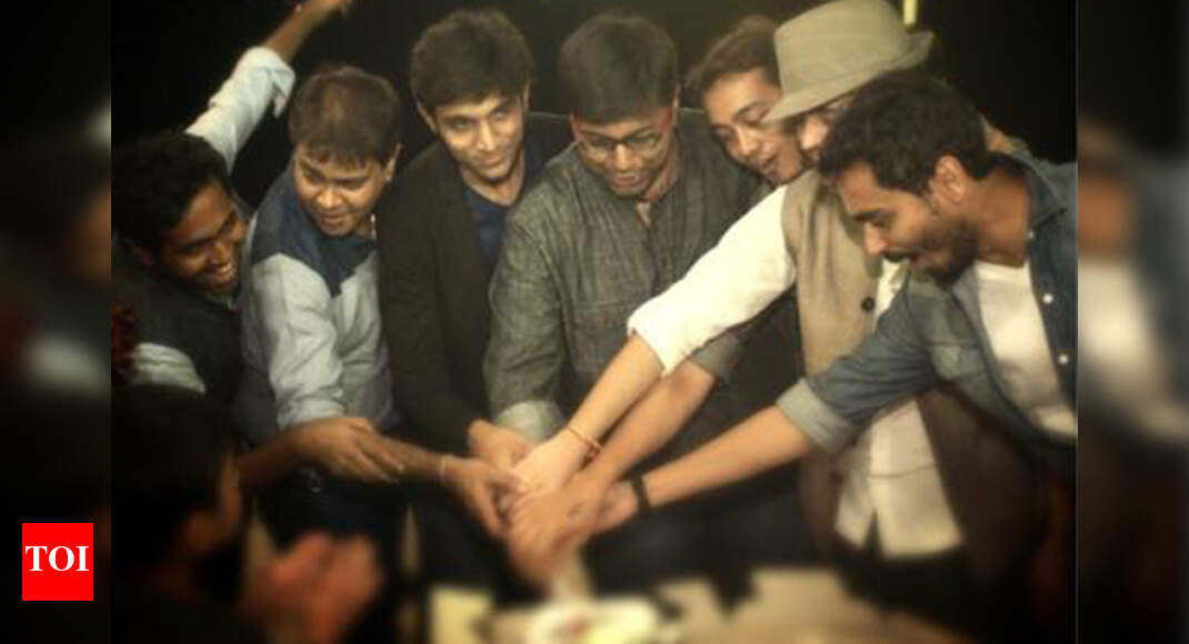 Cast and crew of Bey Yaar celebrate the perfect century | Events Movie ...