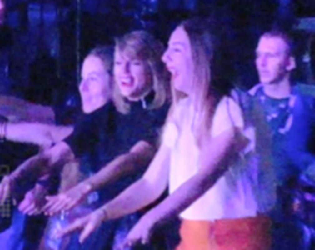 
Beyonce, Taylor Swift dance during Justin Timberlake and Jay Z performance
