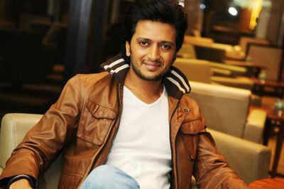 Bollywood wishes Riteish the best