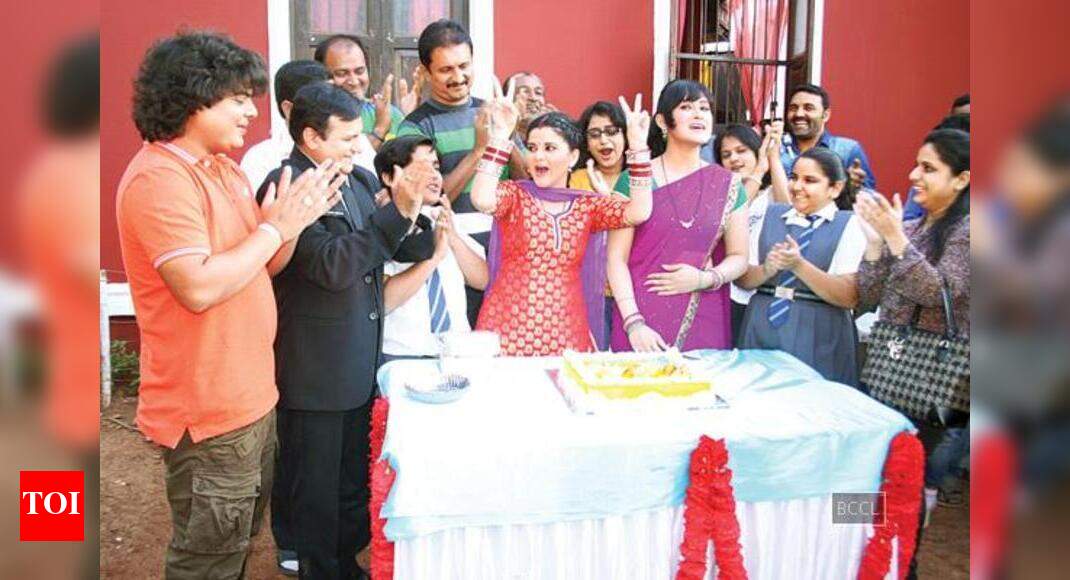 Chidiya Ghar completes 800 episodes - Times of India