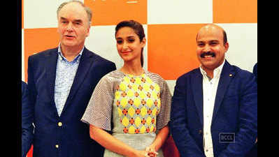 Ileana D’Cruz graces the launch of Footin store in Noida
