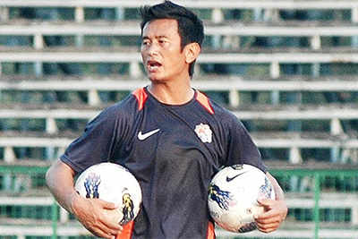 I-League: Baichung Bhutia to play for East Bengal one last time