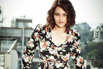 Sonakshi Sinha’s Tamil debut gets thumbs up from the audience