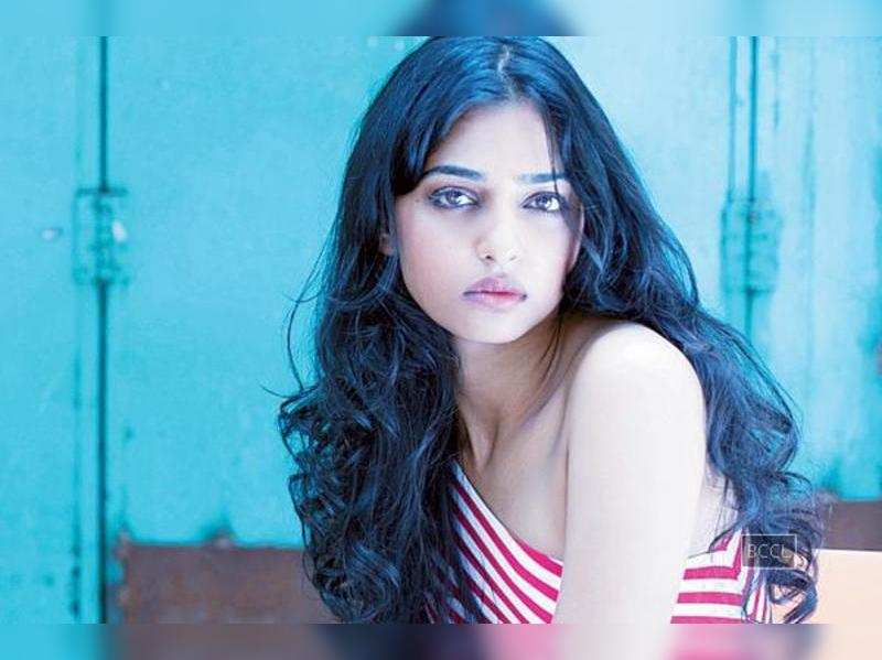 Radhika Apte: Why should I watch Aishwarya’s 'Choker Bali', asks ...