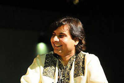 Tabla master Akram Khan duets with sitarist Azeem Ahmed Alvi