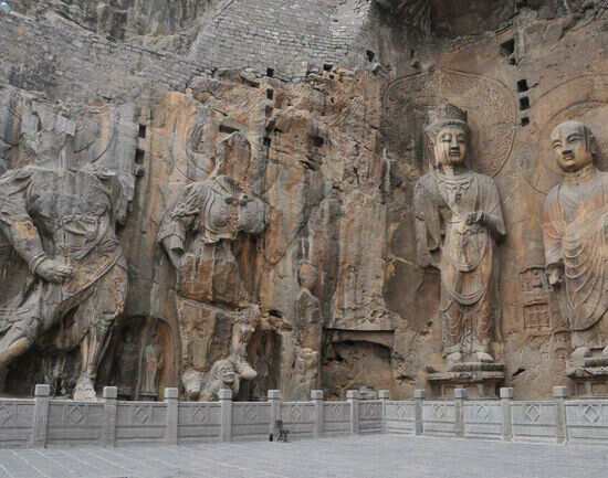 Longmen Grottoes&mdash;stunning Buddhist cave temples
