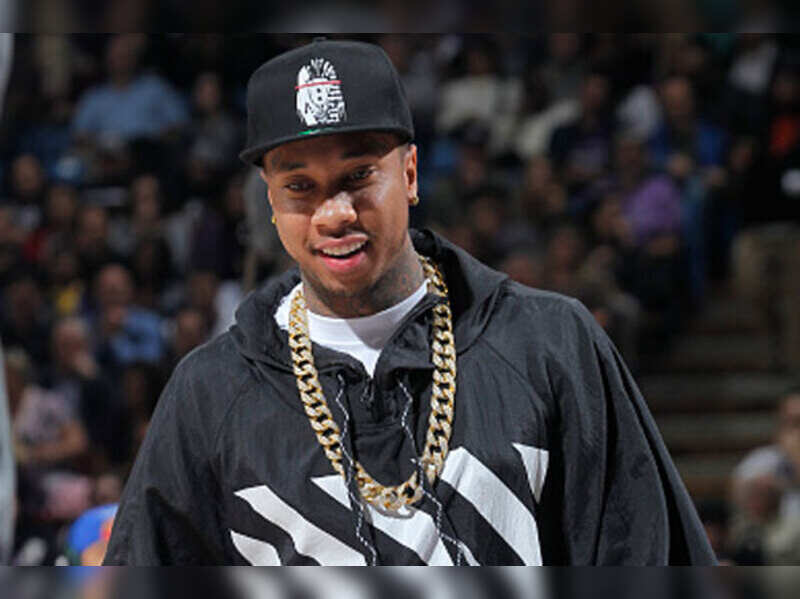 tyga gold hat