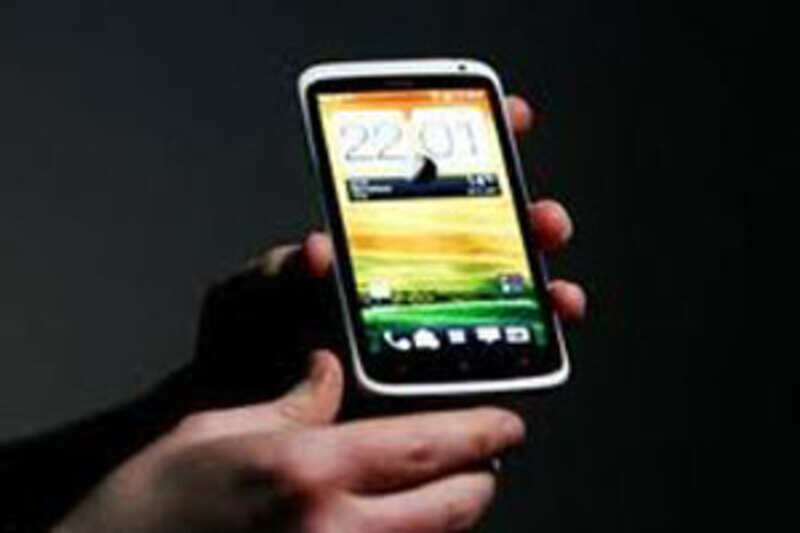 10 things to do with your old smartphone | Gadgets Now