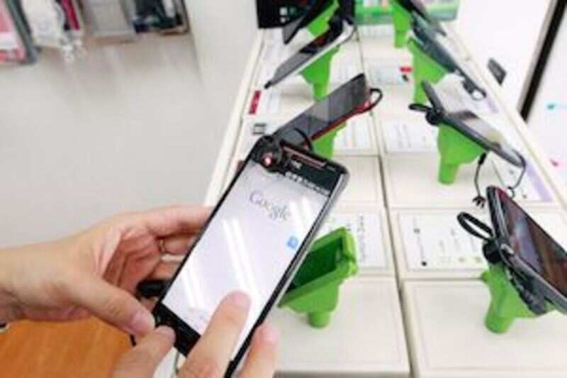 10 things to do with your old smartphone | Gadgets Now