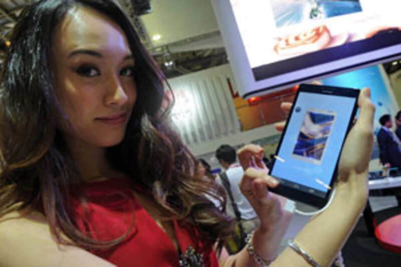 10 things to do with your old smartphone | Gadgets Now