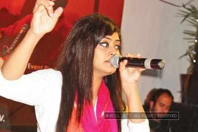 Sufi music band Suroor and Vocalist Parampara performs in Lucknow